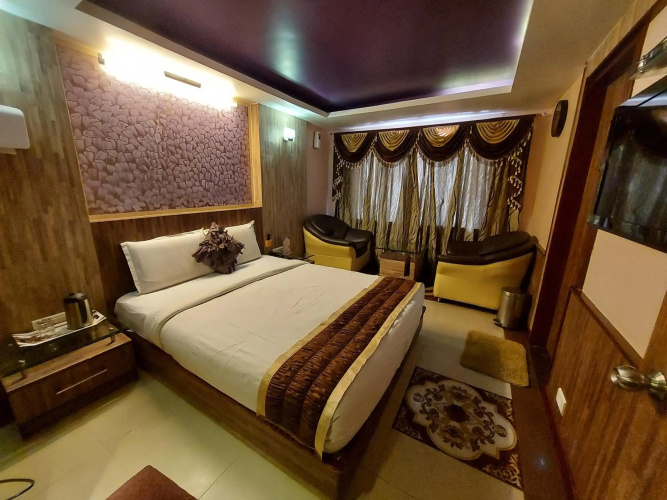 Hotel Astoria Residency