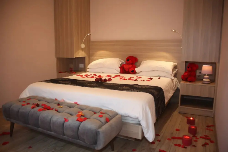 HOtello Guest Suites