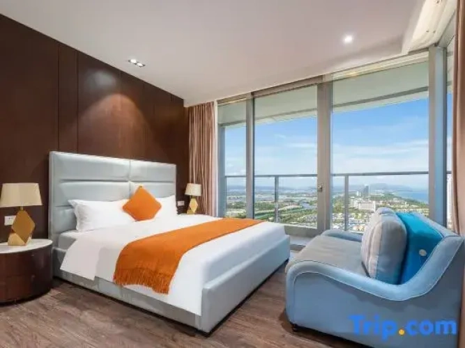 3 Bedrooms Luxury Suite with sea view