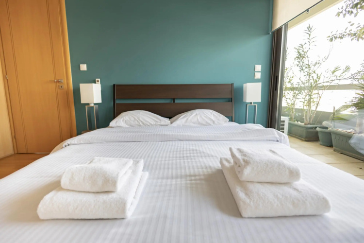 Luxury 2 bdr Penthouse Apt With Acropolis View