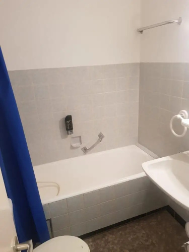 AB Apartment 24