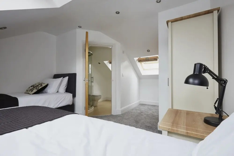 Listers Lodge