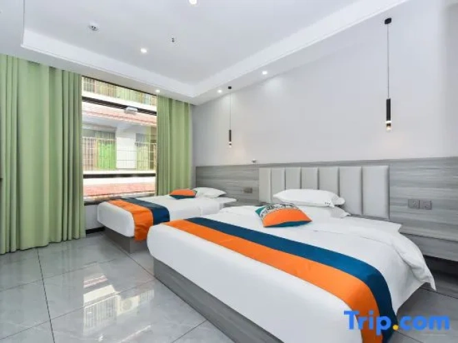 2 Bedrooms Suite