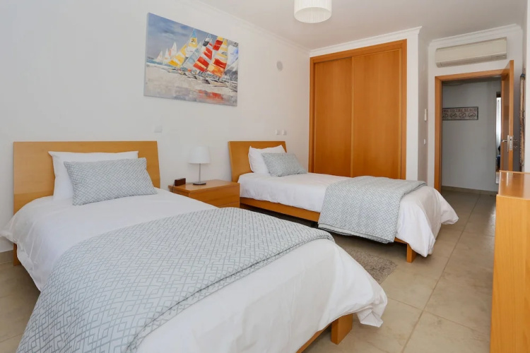 3-bedroom Apartment With Pool, Gym & Jacuzzi