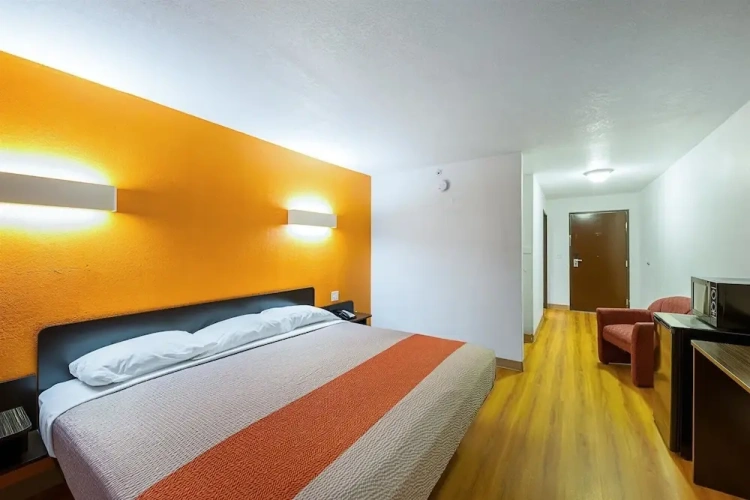 Deluxe Double Suite