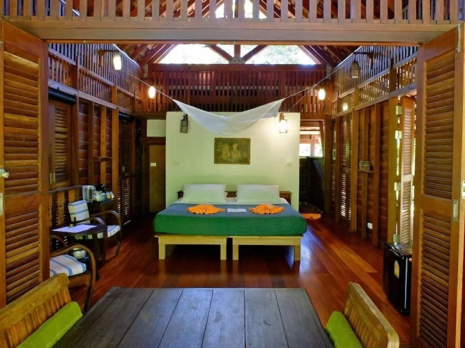 Economy room