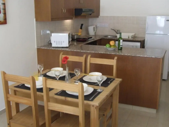 2 Bedrooms Apartment