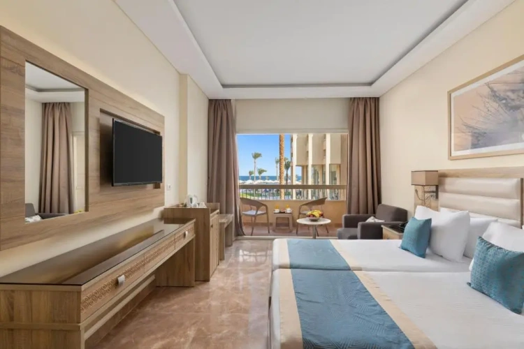 Deluxe Triple room
