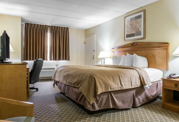 Quality Inn & Suites Fairview - Erie