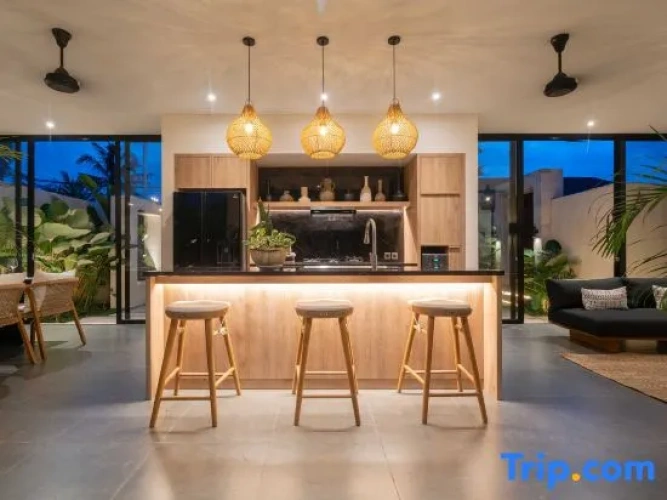 3 Bedrooms Single Villa