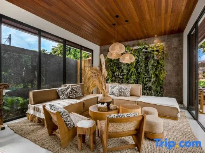 Villa Lumen by BaliSuperHost