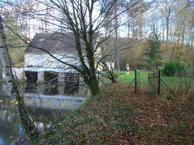 5 Bedrooms Cottage