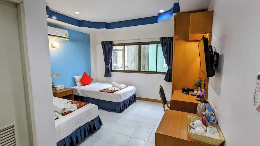 Heaven House Restro & Bar - Patong Beach