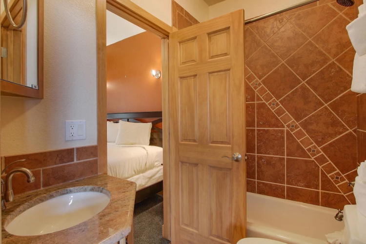 Meadow Mountain 27A - 3 Br Condo