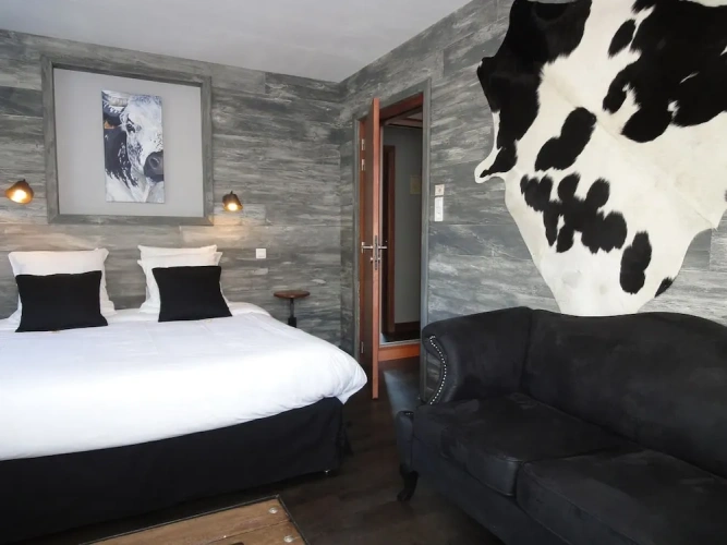 Deluxe Suite with balcony
