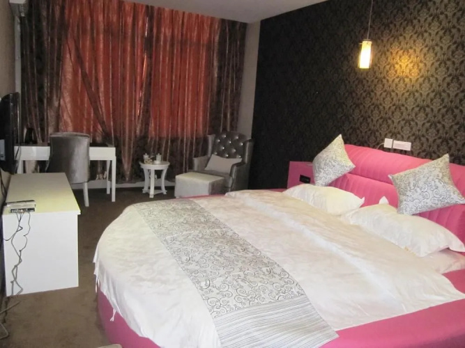 Kaili Hotel