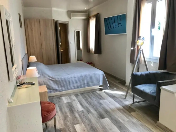 Deluxe Family Suite