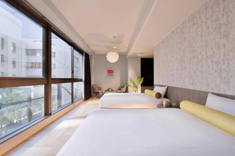MINAMISENBA Crystal Hotel