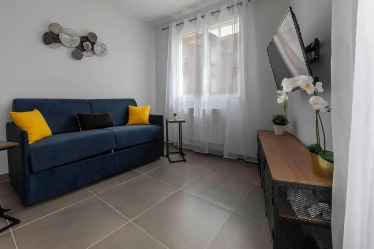 1 Bedroom Double Apartment