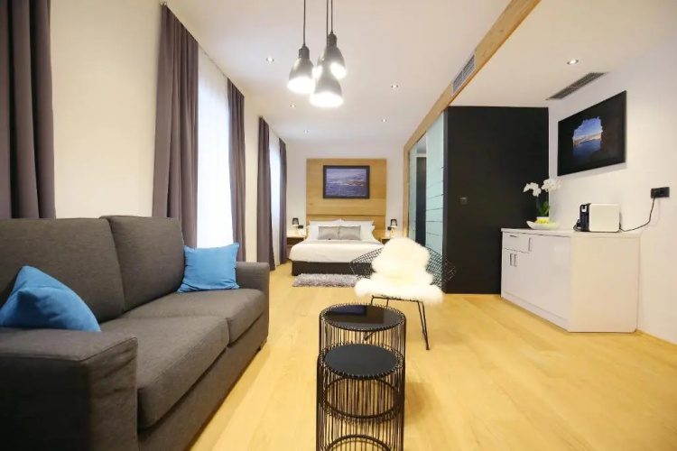 Rooms Bura i Jugo