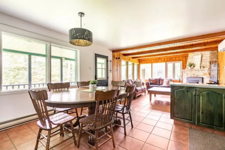 JolyInc Chalets