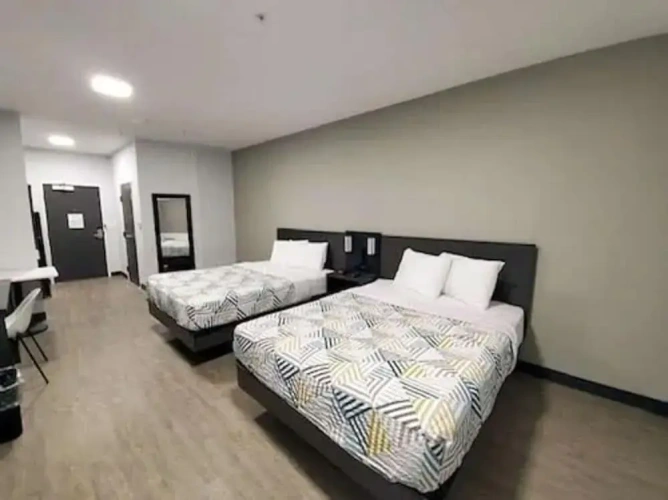 Deluxe Double Suite