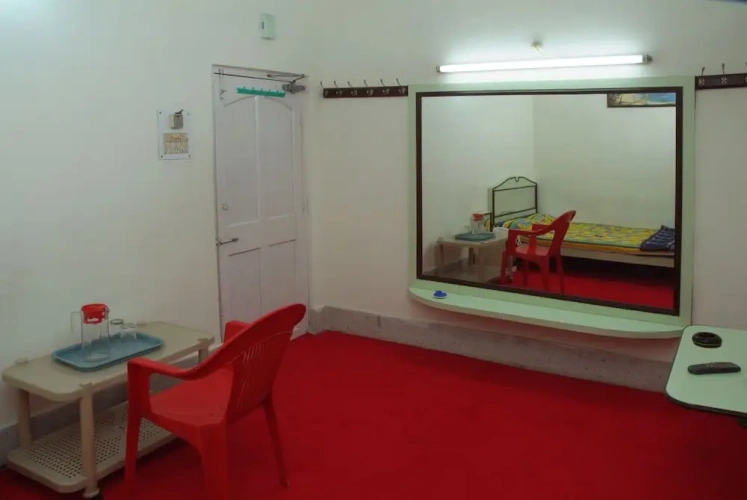 Standard Double Basement room