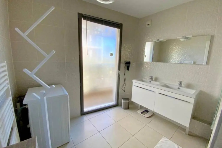 GROOMI Le Sublime- Vue, climatisation et parking !