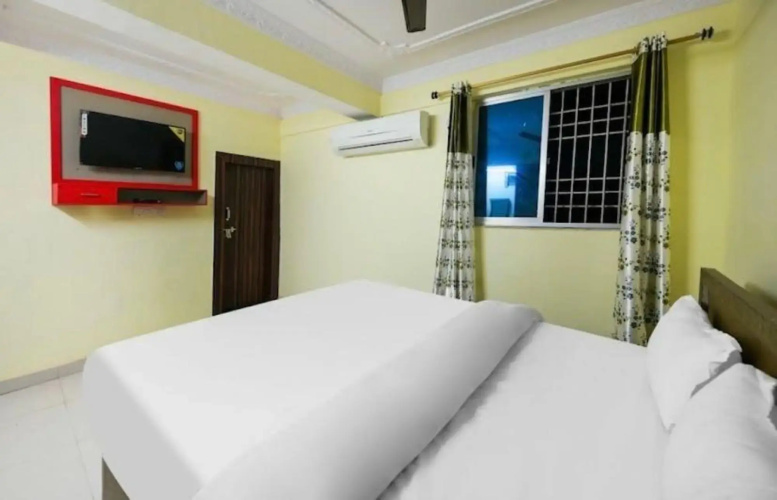 Pop 89428 Oyo Flagship Moon Light Hotel