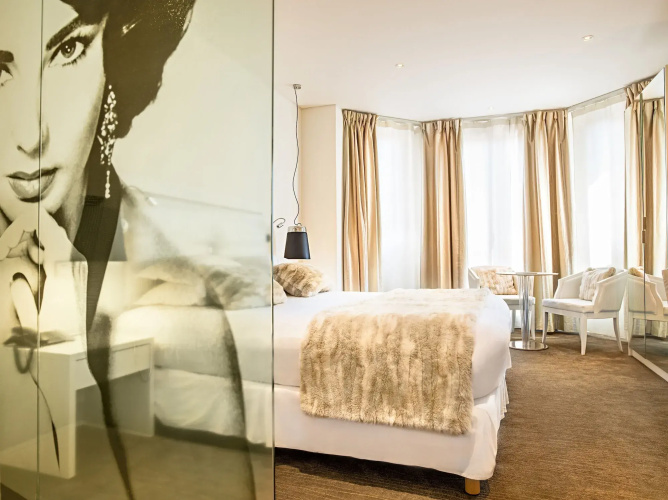 Hotel Renoir