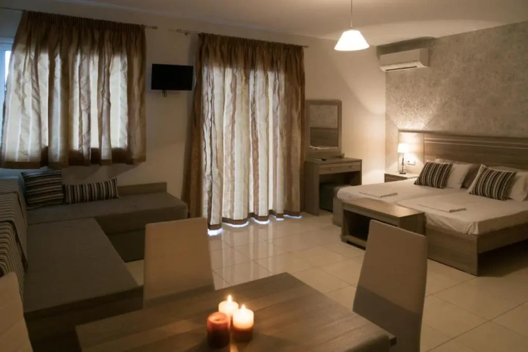 1 Bedroom Double Suite