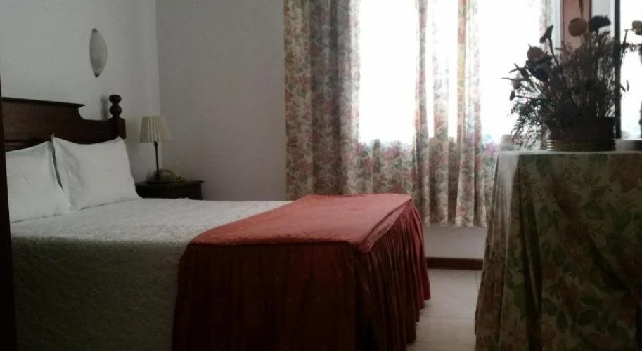 Guest House A Moderna & Restaurante