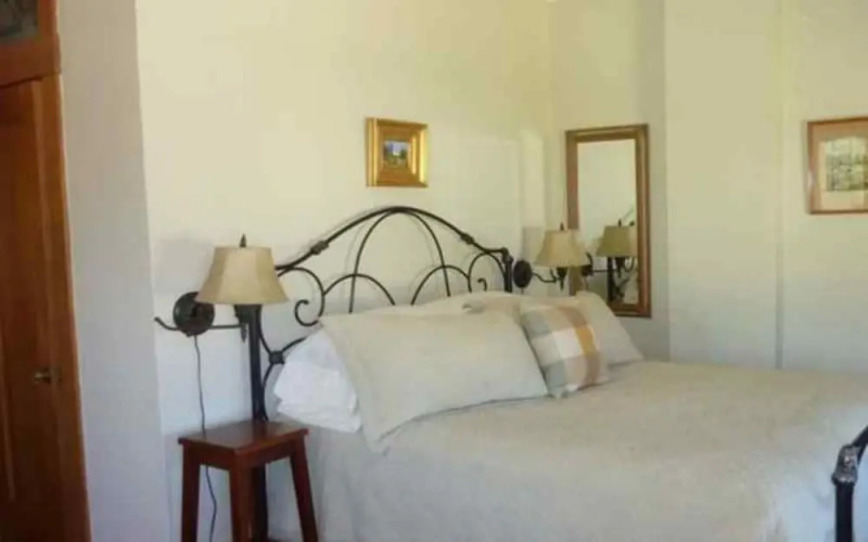 Catalina Park Inn Bed and Breakfast