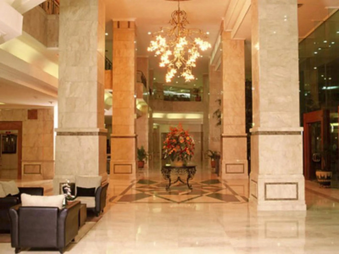 Grand Cempaka Business HotelOver view