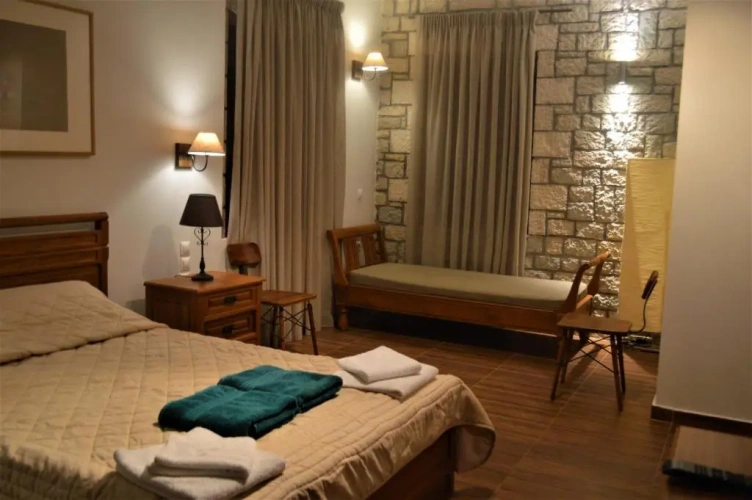 4 Bedrooms Cottage