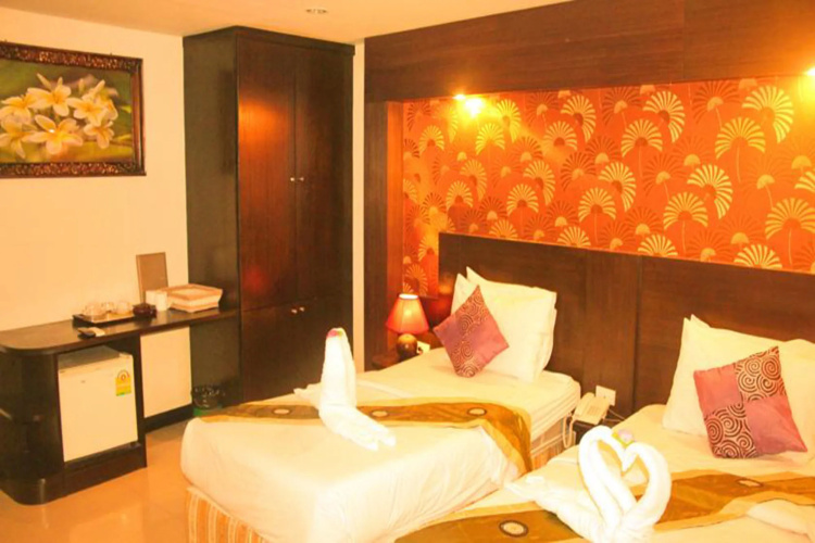 Tez Palace Hotel