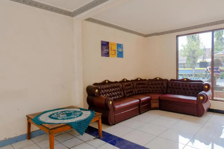 Hotel O Dewi