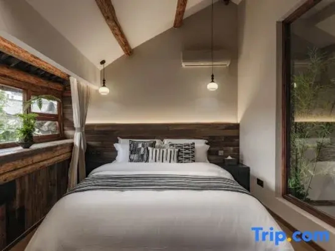 4 Bedrooms Cottage