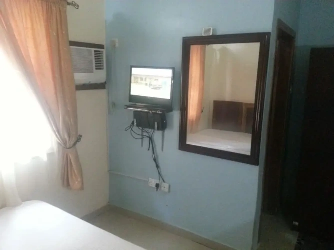 1 Bedroom Standard Single room with city view