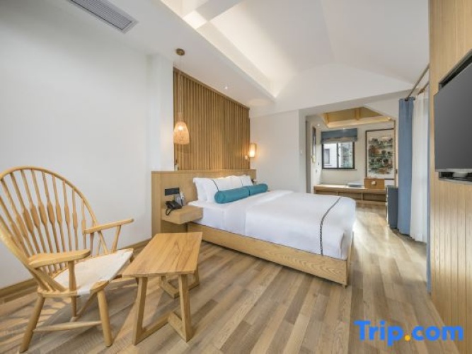 Deluxe Double Suite