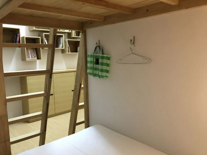 CaoJi Book inn Hostel