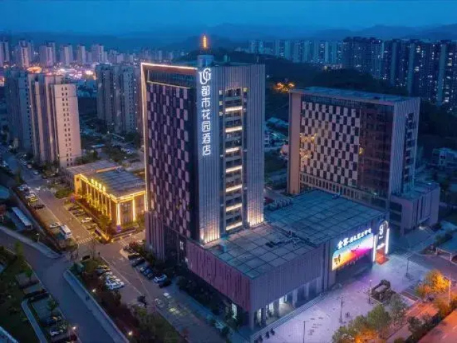 Urban Garden Hotel