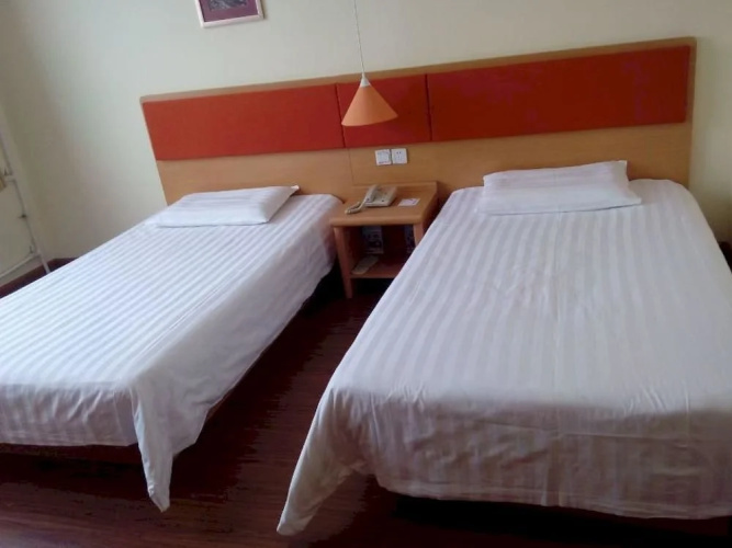 Home Inn Shiyangqiao