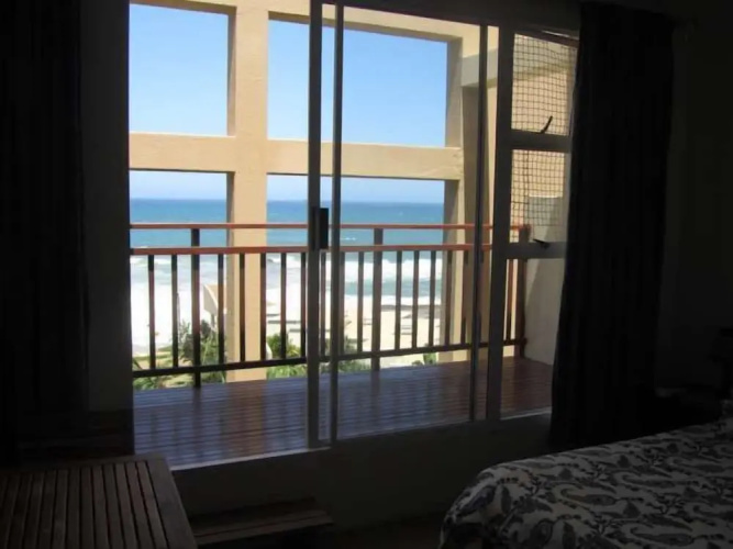 16 Mallorca Umdloti beach front Magic