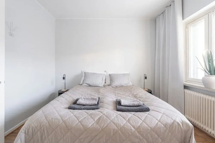 Bright & Cozy 2BR Home in Central Lahti
