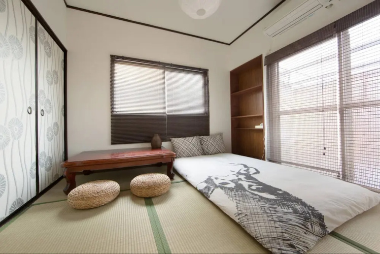 Osaka Zebrahouse Himejima
