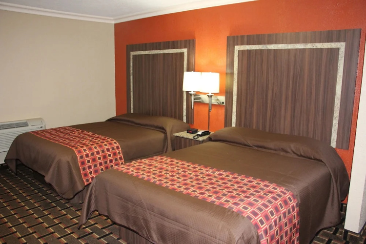 Budget Inn