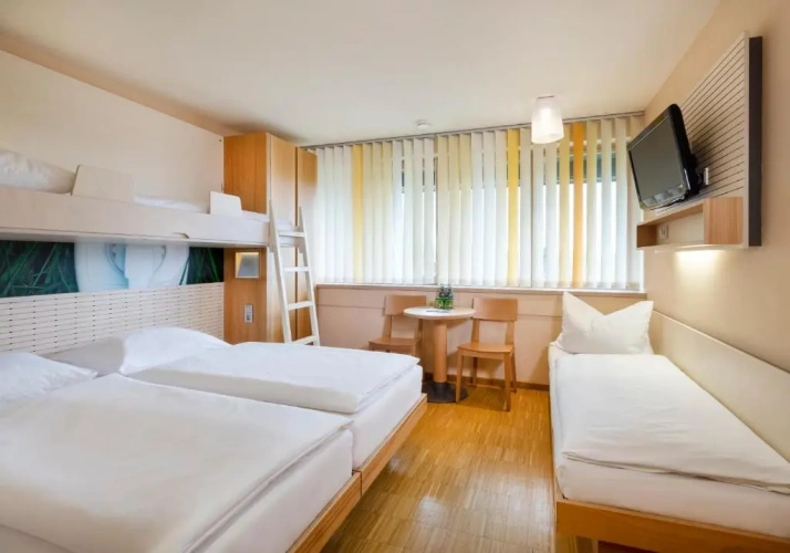 Standard Quadruple room