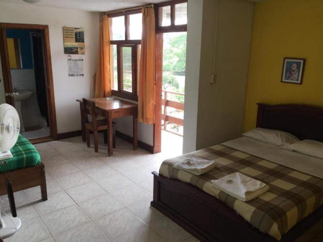 Standard Triple room with view