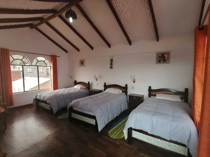 Standard Triple room
